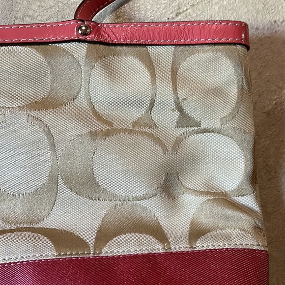 Coach Purse - Picture 5 of 15